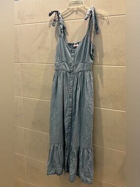 Levi's Light Blue Tie-Shoulder Button-Front Maxi Dress NWT Medium